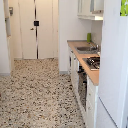 Lombardo Oda ve Kahvaltı Roma